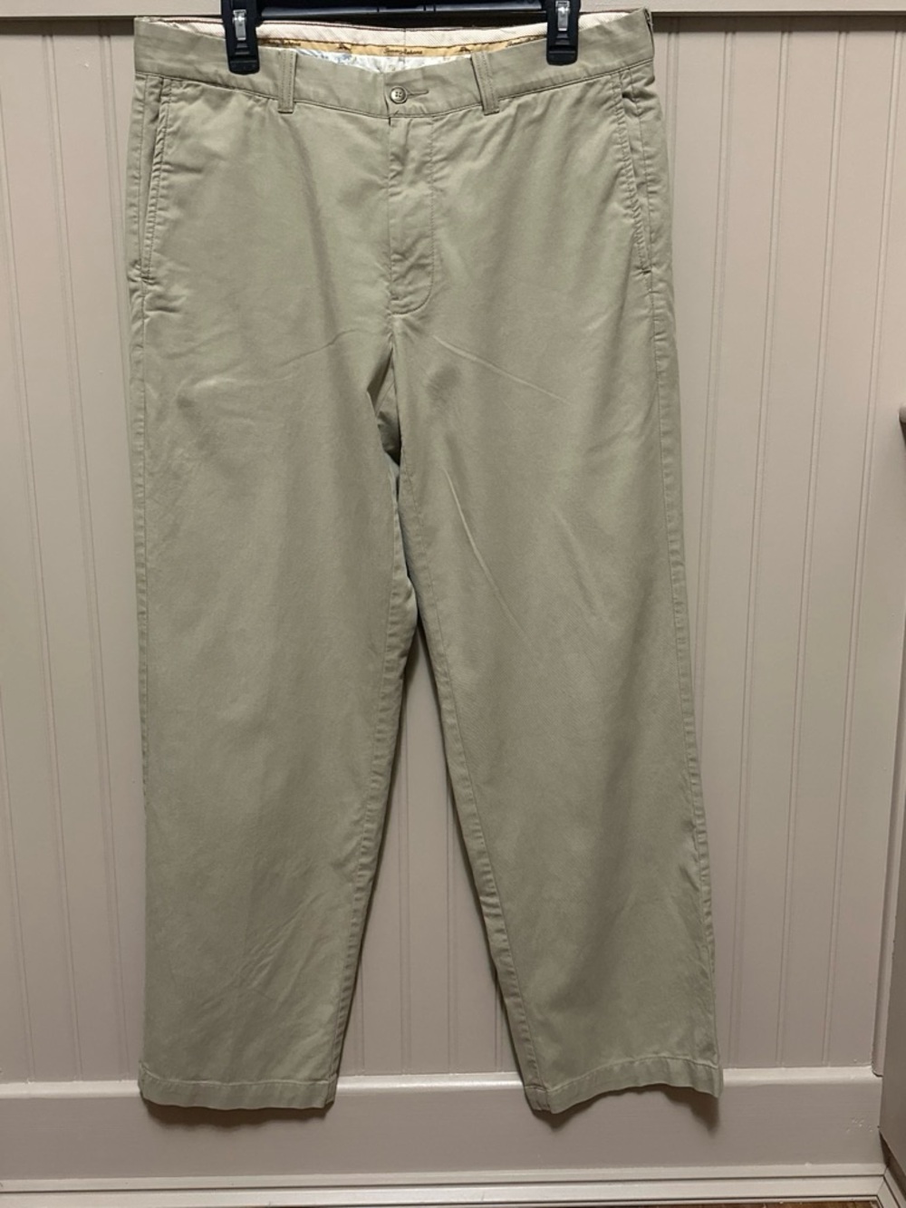 Tommy Bahama Boracay Men's 34x32 Khaki Straight Chinos 86549